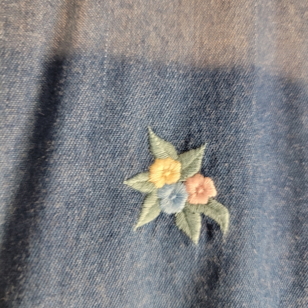Embroidered Denim Button-Up Shirt Jacket With Subtle Rhinestones - Picture 6 of 16